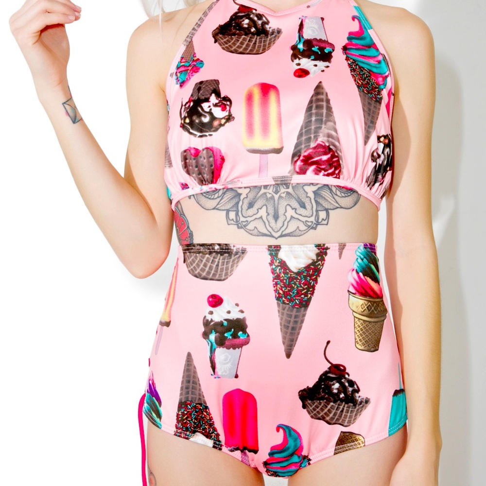 DOLLS KILL Sweet Cream Play Set SMALL